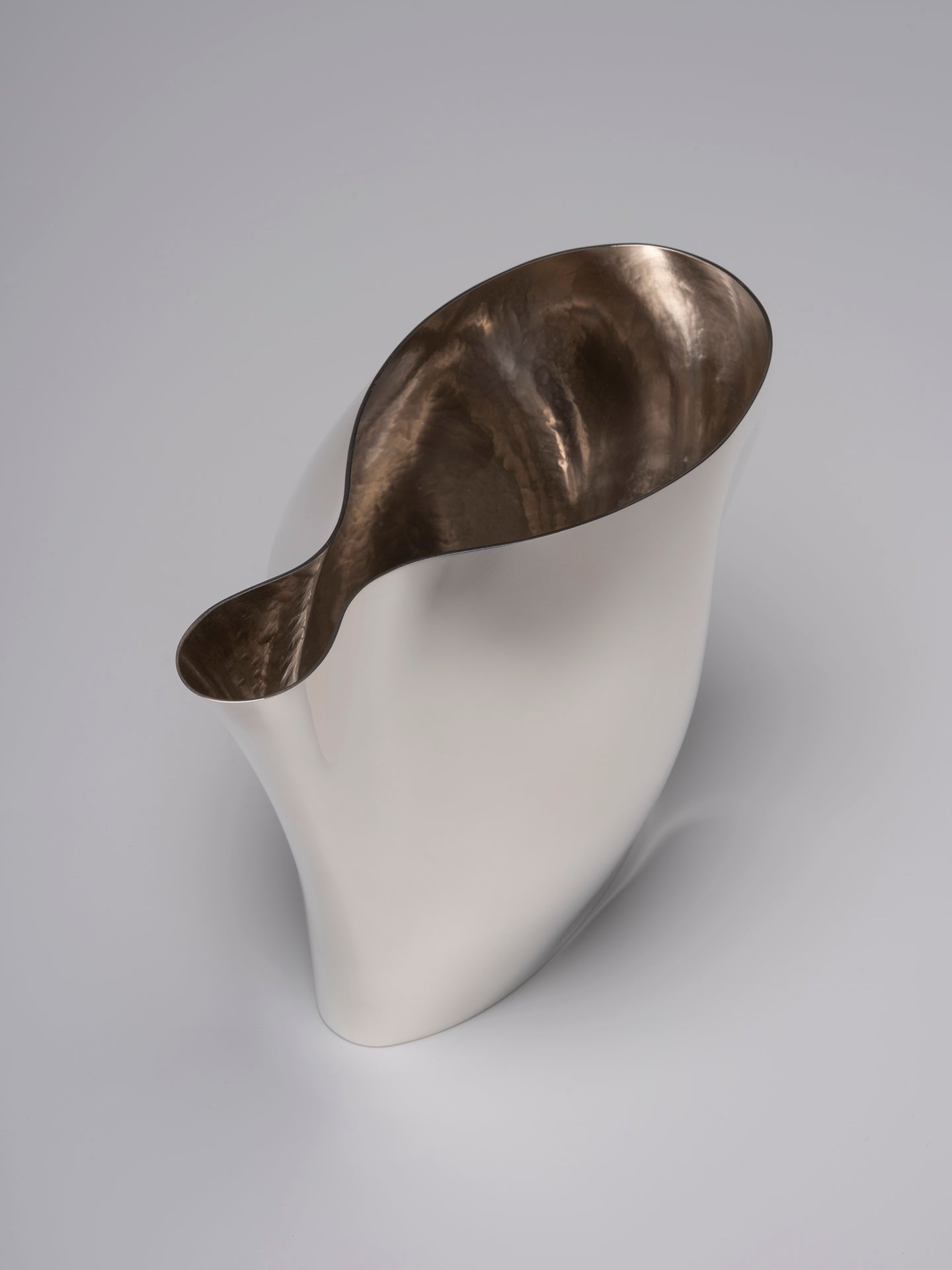 Wiener Silber Carafe designed by Aldo Bakker in 2020 (Austria)