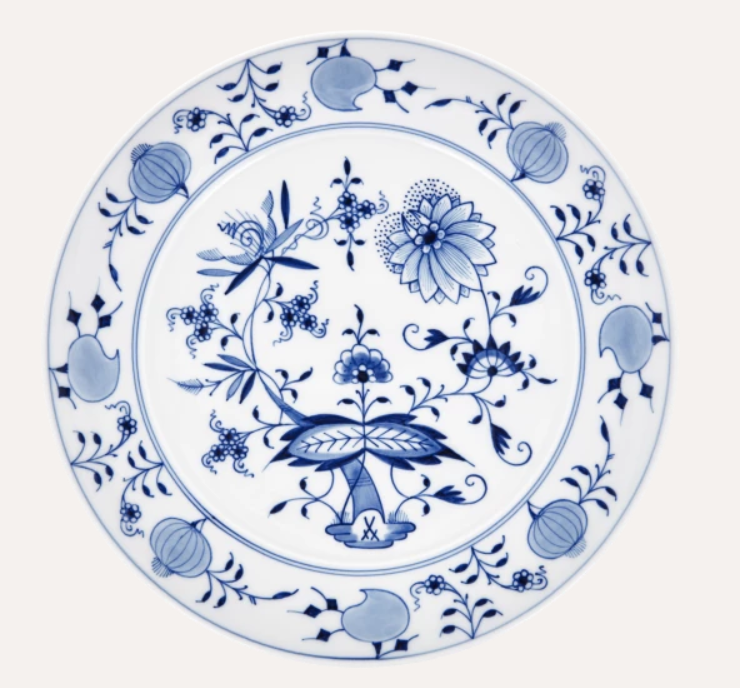Meissen Dinner Plate, Shape "No 41", Blue Onion (Germany)
