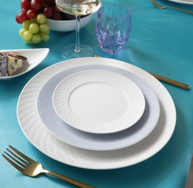 Meissen Starter and Dessert Plate, Shape "Waves Relief" (Germany)