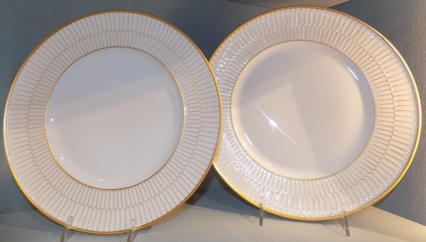 Nymphenburg "Orion Honeycomb" Appetizer plate designed by Wolfgang von Wersin (Germany)