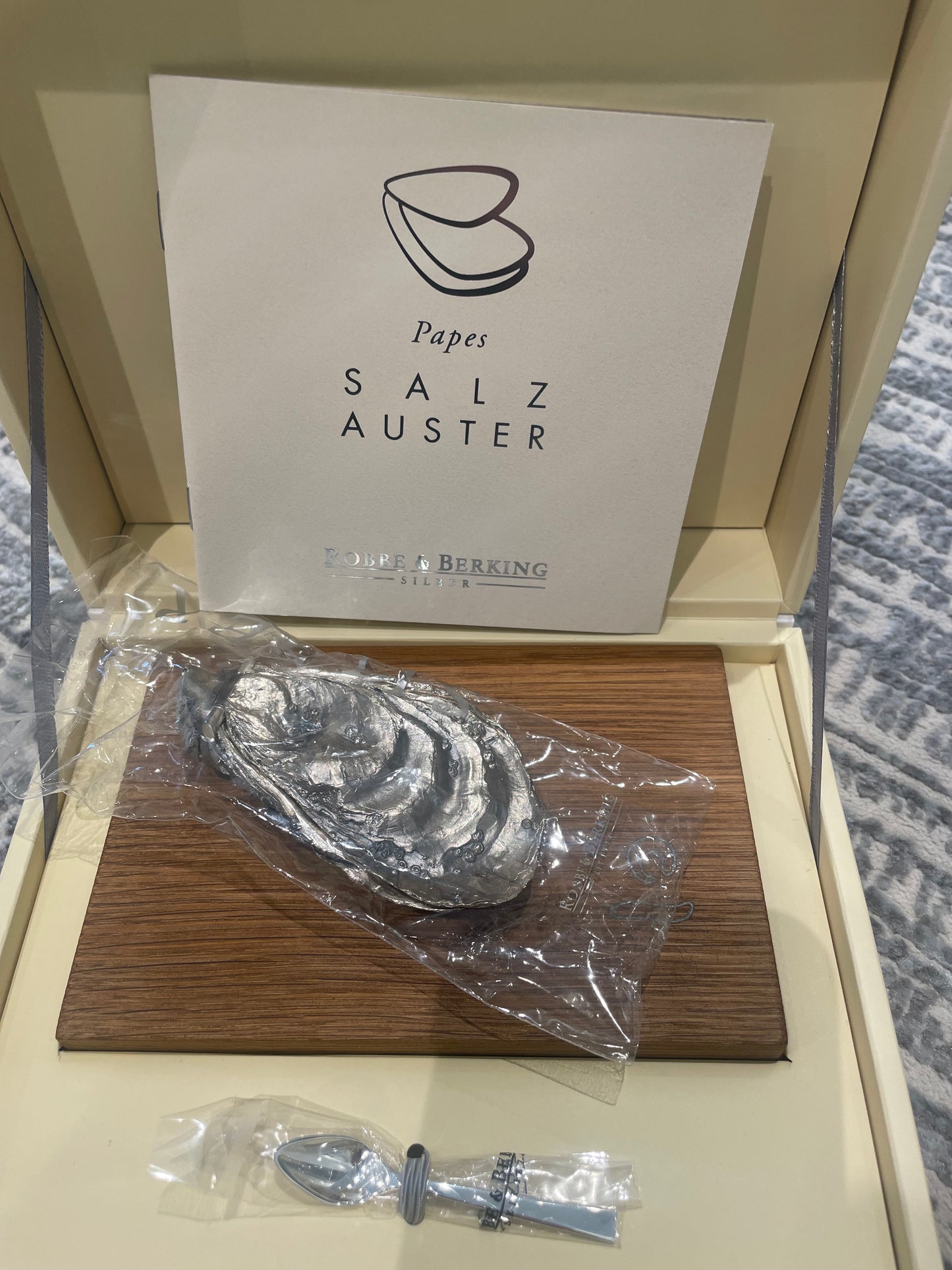 Robbe & Berking "Sylter Oyster Set" / Salt Set in Sterling Silver with 24K gilding inside (Germany)