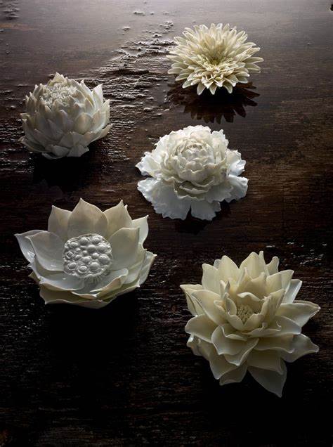 Nymphenburg Table Flower "Artichoke" (Germany)