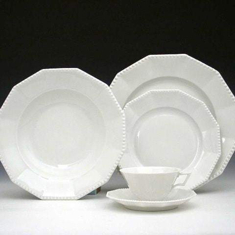 Nymphenburg "Perl White" Dinner plate designed by Dominikus Auliczek in 1792/95(Germany)