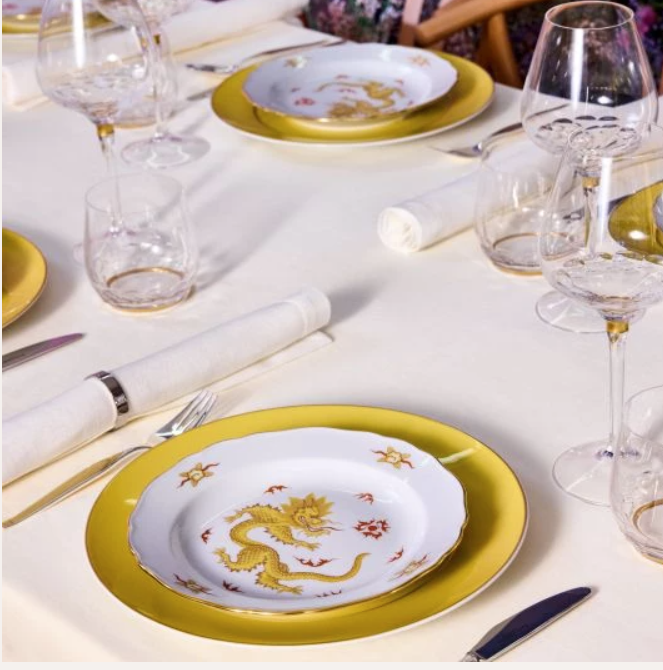 Meissen Dinner Plate, Shape "No 41", "The Original", plain, yellow, gold, 29 cm