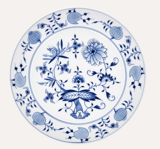 Meissen Dinner Plate, Shape "No 41", Blue Onion (Germany)