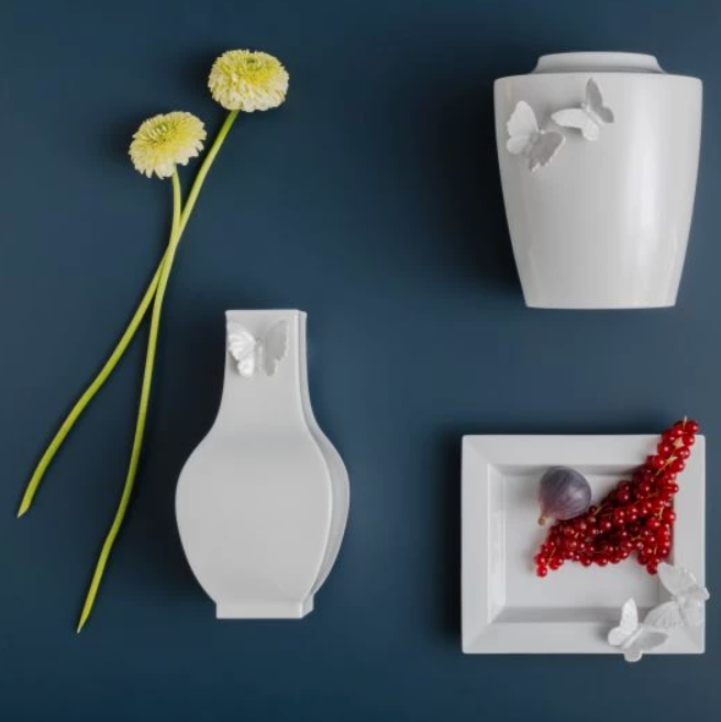 Meissen Vase, "Butterfly Collection", square, small, white, H 13 cm