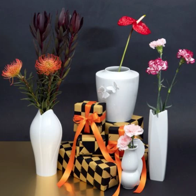 Meissen Vase, "Butterfly Collection", round, large, white, H 20.5 cm