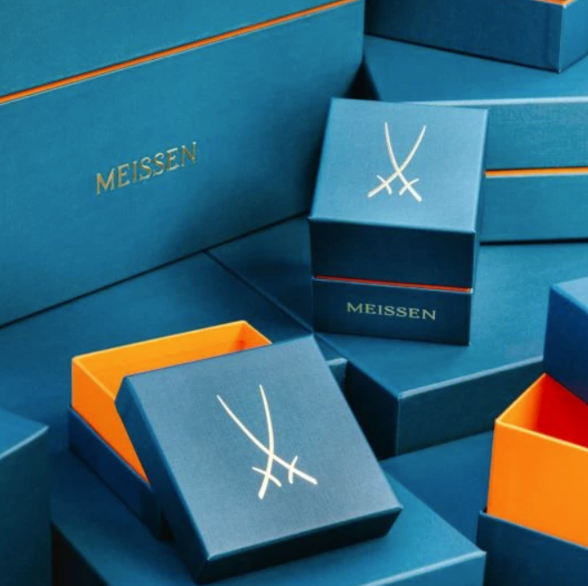 Meissen Vase "Landscape", medium, white, H 17 cm