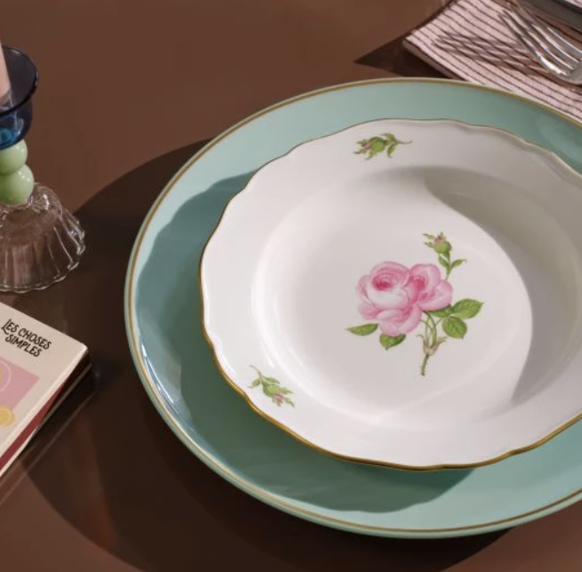 Meissen Dinner Plate, Shape "No ", "The Original", plain, celadon, gold, 29 cm