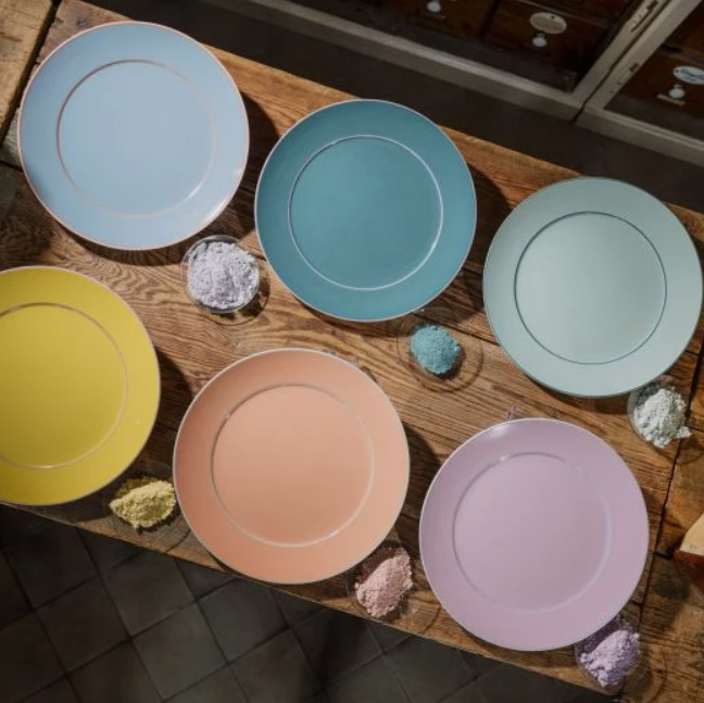 Meissen Dinner Plate, Shape "No ", "The Original", plain, celadon, gold, 29 cm